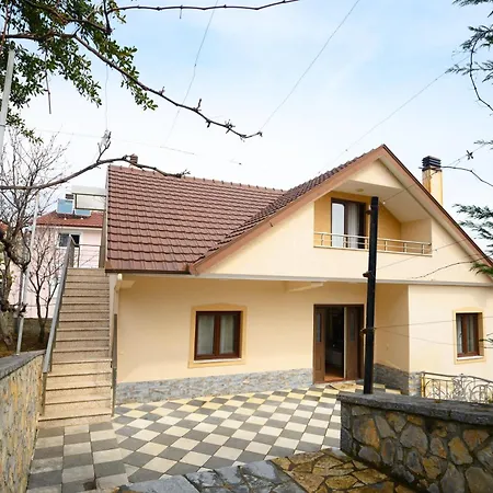 Vila Bardhi * Pogradec
